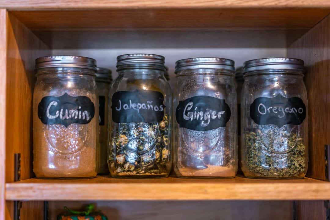 How to Dry Fresh Herbs (Oven, Dehydrator, Or Hanging)