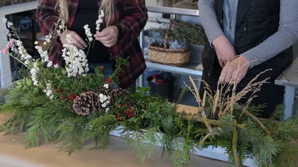 A finished Christmas garland.