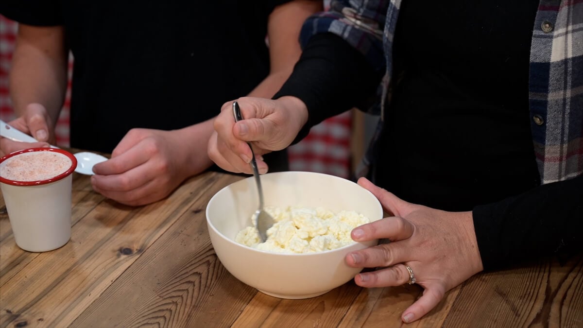 Chevre Cheese Recipe (Goat's Milk Cheese) — Homesteading Family