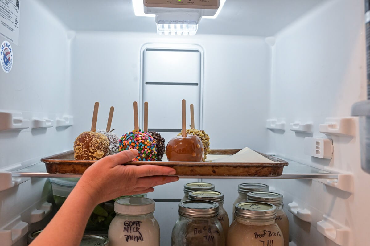 How to Make Caramel Apples — Homesteading Family