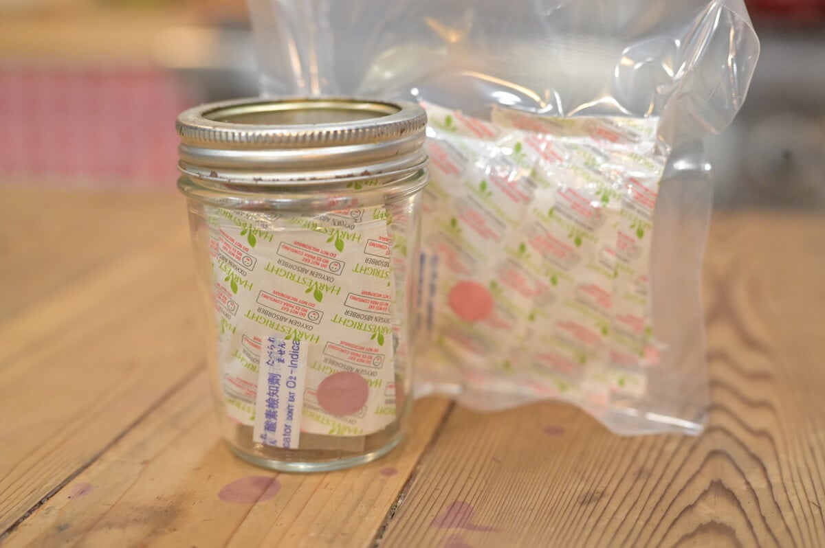 How to Use Oxygen Absorbers — Homesteading Family