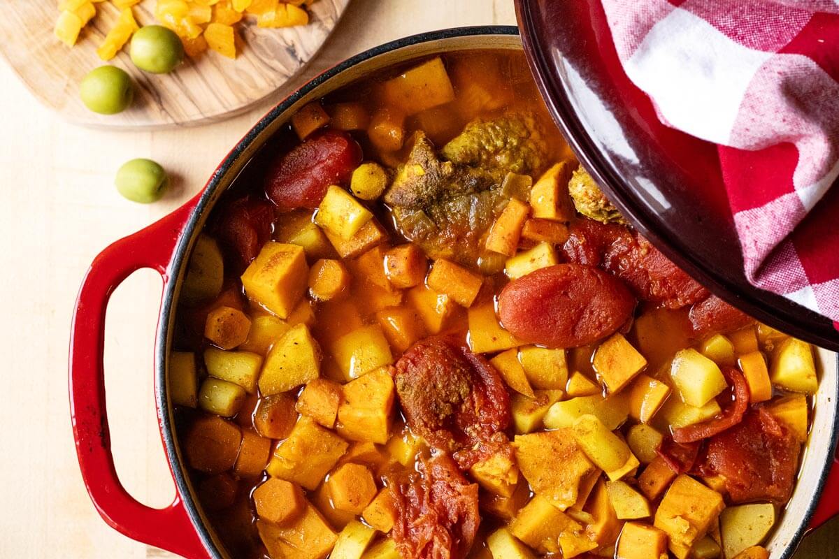 Moroccan Chicken Tagine (Tajine) Recipe — Homesteading Family