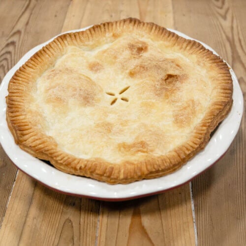 A finished apple pie.