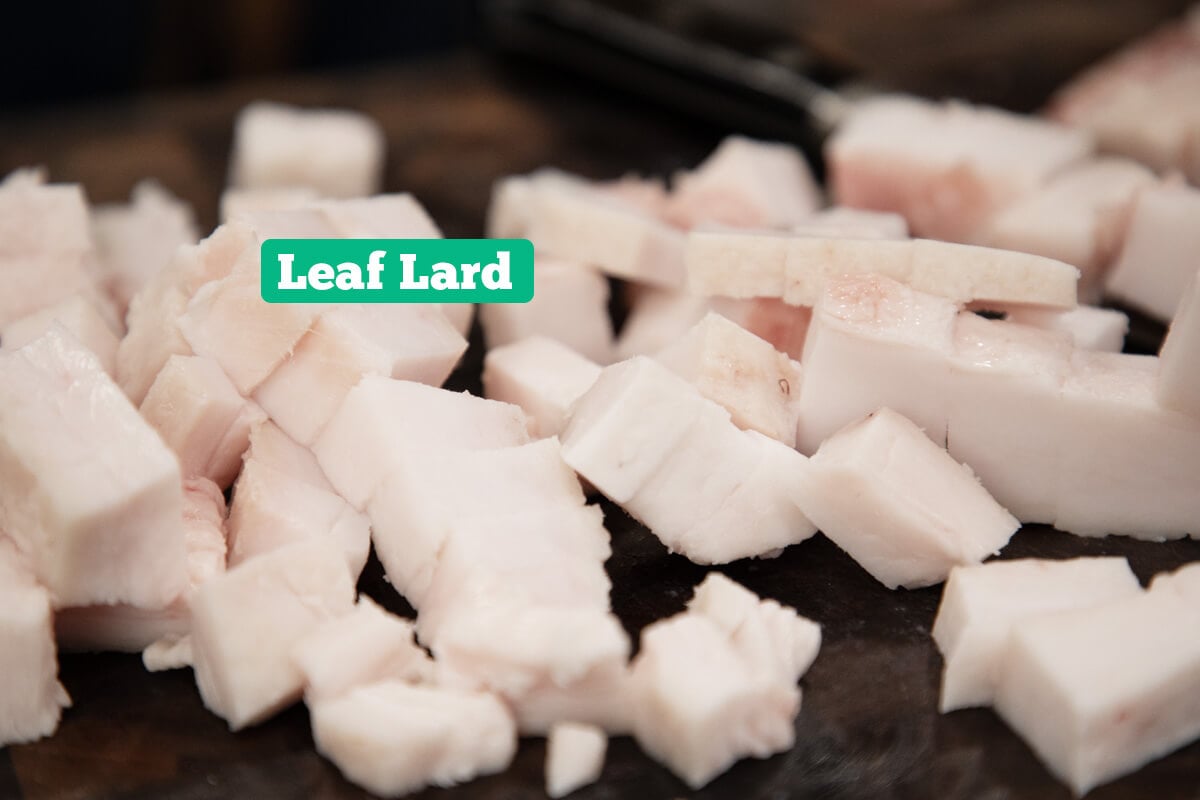 Rendering lard ingredients: leaf lard.